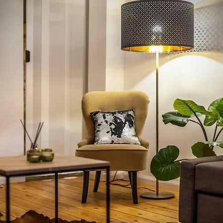 Appartement Daily - *